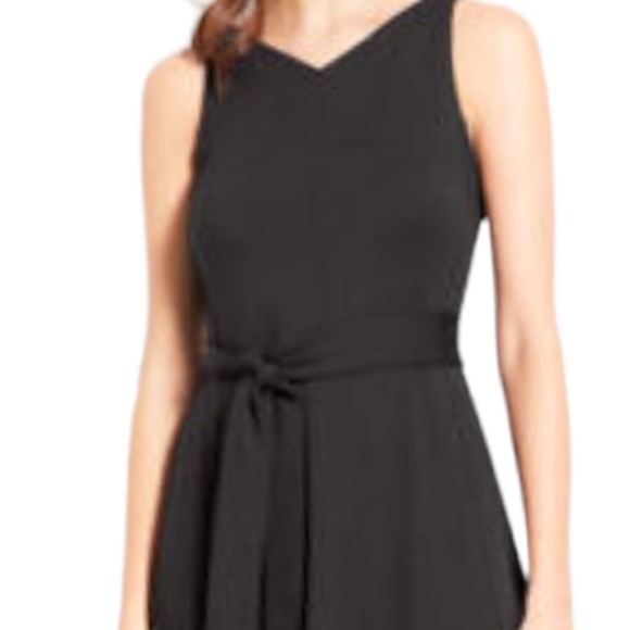 𝅺ann Taylor Ponte Cutout Back Dress - Picture 3 of 4